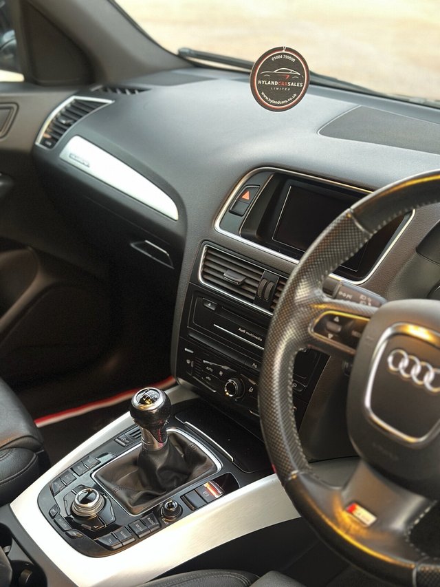View our AUDI Q5