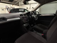 USED 2018 18 VOLKSWAGEN TIGUAN 2.0 TDI SE Navigation SUV 5dr Diesel Manual Euro 6 (s/s) (150 ps) 18"S+SAT NAV+F/R PARK+PRIVACY