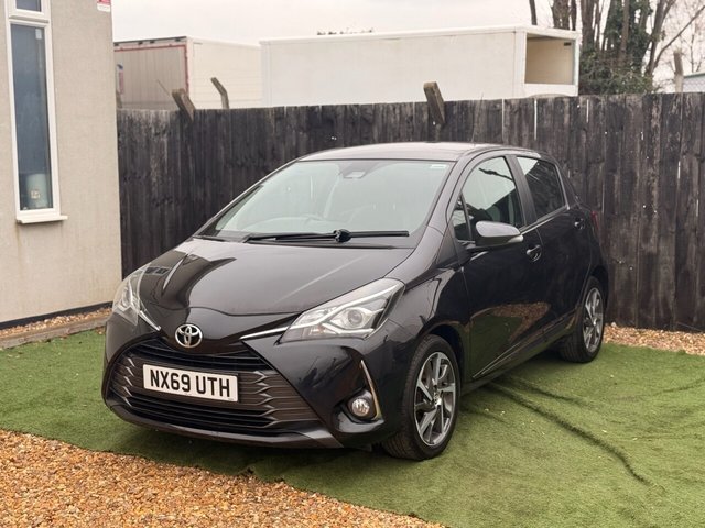 2019 TOYOTA YARIS - Photo 11