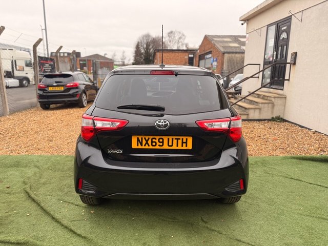 2019 TOYOTA YARIS - Photo 12