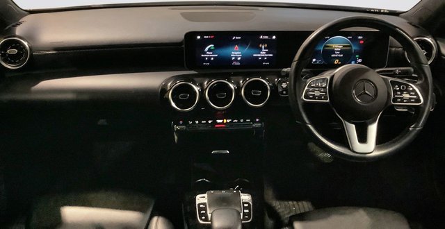 2018 Mercedes-Benz A-Class 1.5L Sport 5dr - Photo 3