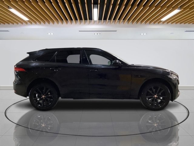 2020 Jaguar F-Pace 2L Chequered Flag 5dr - Photo 7