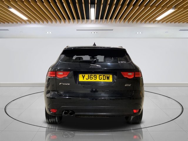 2020 Jaguar F-Pace 2L Chequered Flag 5dr - Photo 5