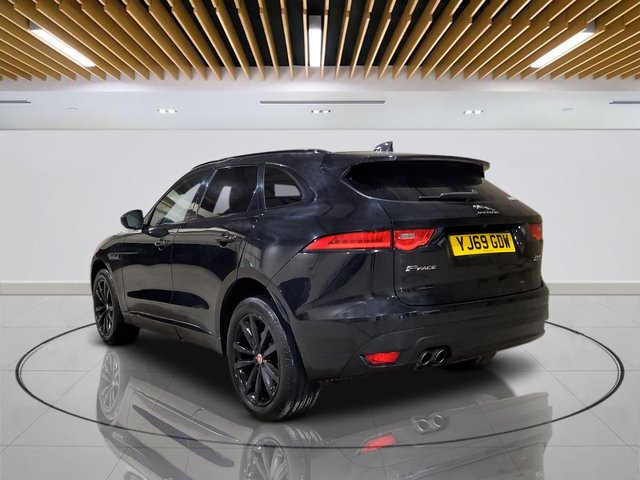 2020 Jaguar F-Pace 2L Chequered Flag 5dr - Photo 4