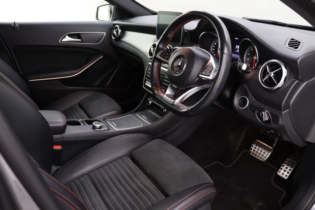 2019 Mercedes-Benz Gla Class 1.6L Amg Line 5dr - Photo 10