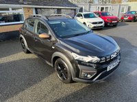 USED 2025 74 DACIA SANDERO STEPWAY 1.0 TCe EXTREME Hatchback 5dr Petrol Manual Euro 6 (s/s) (90 ps) 1 Owner - Cruise control with speed limiter, Electric windows and mirrors, Remote central locking.