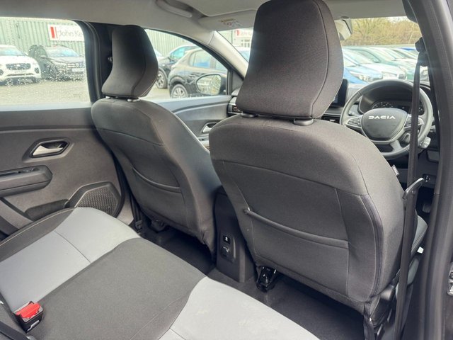 2025 Dacia Sandero Stepway 1L Extreme 5dr - Photo 8