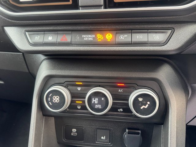 2025 Dacia Sandero Stepway 1L Extreme 5dr - Photo 9