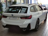 USED 2022 72 BMW 3 SERIES 2.0 330e 12kWh M Sport Touring 5dr Petrol Plug-in Hybrid Auto Euro 6 (s/s) (292 ps) SAT NAV PART LEATHER INTERIOR REAR VIEW CAMERA ANDROID APPLE CARPLAY PARKING SENSORS 1 OWNER EXCELLENT SERVICE HISTORY