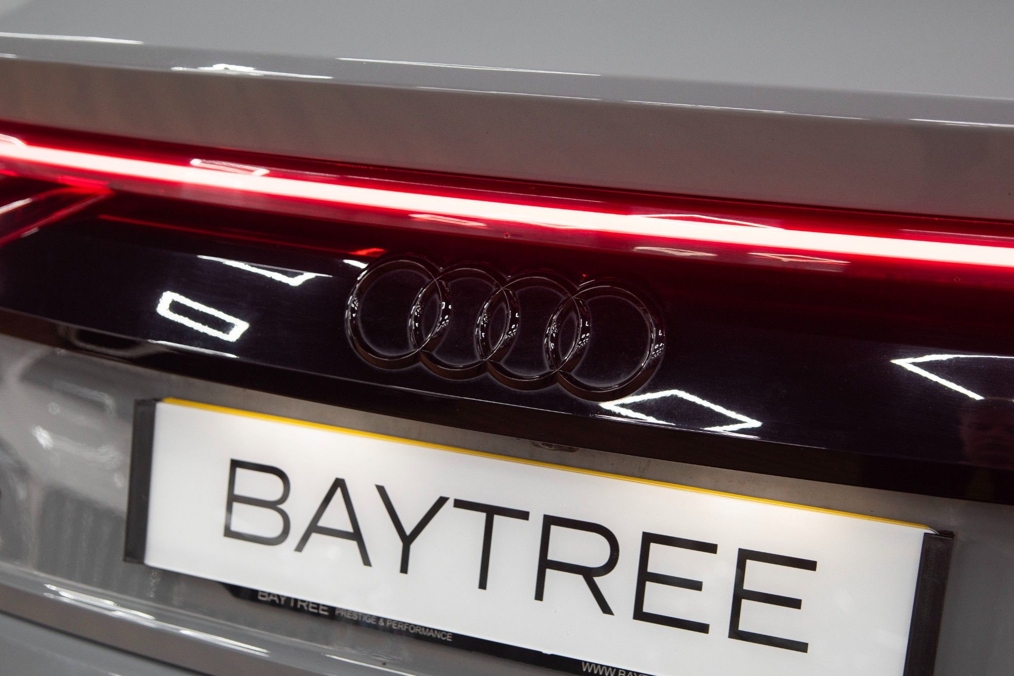 USED 2022 P AUDI RSQ8 4.0 TFSI V8 Vorsprung  
