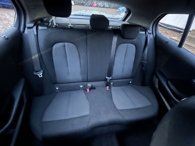 2021 BMW 1 SERIES - Photo 9