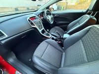 USED 2015 64 VAUXHALL ASTRA GTC 1.4T SRi Coupe 3dr Petrol Manual Euro 5 (s/s) (140 ps) * LOW MILES - ALLOY WHEELS - HALF LEATHER INTERIOR *