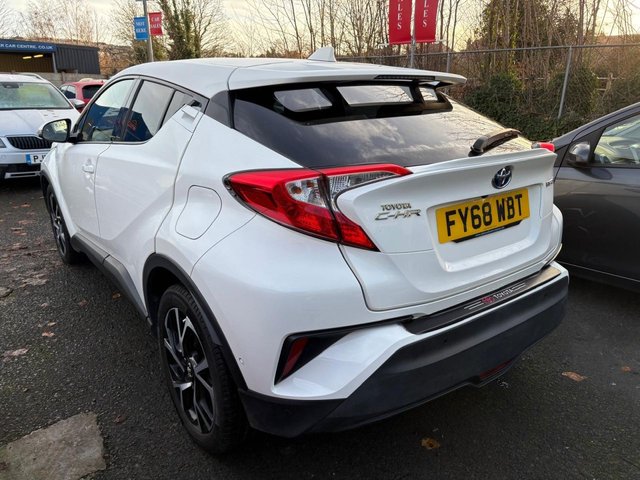 2018 TOYOTA C-HR 1.8 VVT-h Design SUV 5dr Petrol Hybrid CVT Euro 6 (s/s) (122 ps) - Photo 4