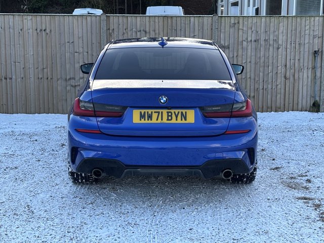 2021 BMW 3 SERIES - Photo 4