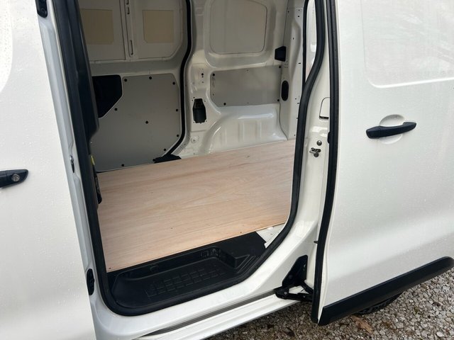2017 Citroen Dispatch 1.6L Enterprise Xs 6dr - Photo 11