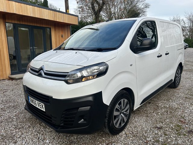 View our Citroen Dispatch 1.6 BlueHDi 1000 Enterprise XS Panel Van 6dr Diesel ETG6 FWD 1 Euro 6 (s/s) (95 ps)