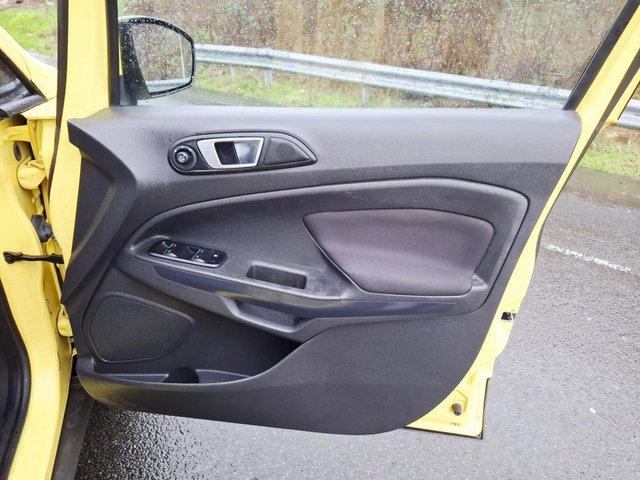 2016 FORD ECOSPORT - Photo 8