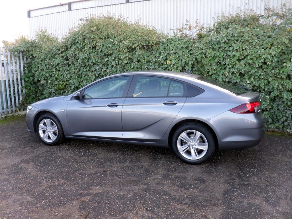 USED 2020 70 VAUXHALL INSIGNIA 1.5 Turbo D SE Nav Grand Sport 5dr Diesel Manual Euro 6 (s/s) (122 ps) SatNav LedHeadlights Cruise Climate