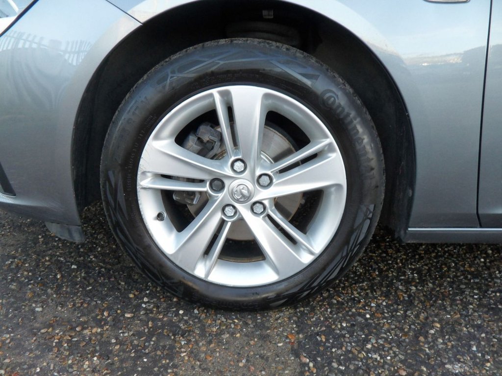 USED 2020 70 VAUXHALL INSIGNIA 1.5 Turbo D SE Nav Grand Sport 5dr Diesel Manual Euro 6 (s/s) (122 ps) SatNav LedHeadlights Cruise Climate