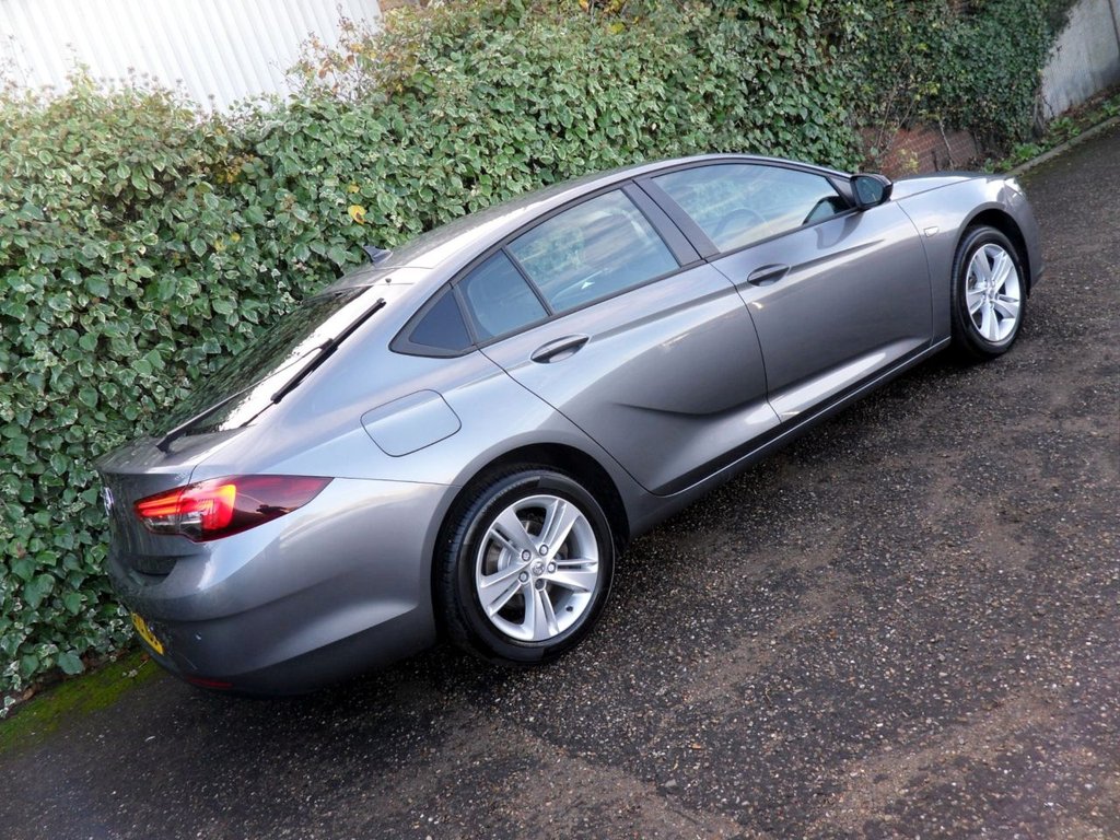 USED 2020 70 VAUXHALL INSIGNIA 1.5 Turbo D SE Nav Grand Sport 5dr Diesel Manual Euro 6 (s/s) (122 ps) SatNav LedHeadlights Cruise Climate