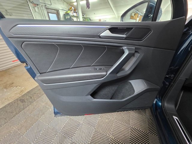 2021 VOLKSWAGEN TIGUAN 1.5 TSI R-Line SUV 5dr Petrol DSG Euro 6 (s/s) (150 ps) - Photo 11