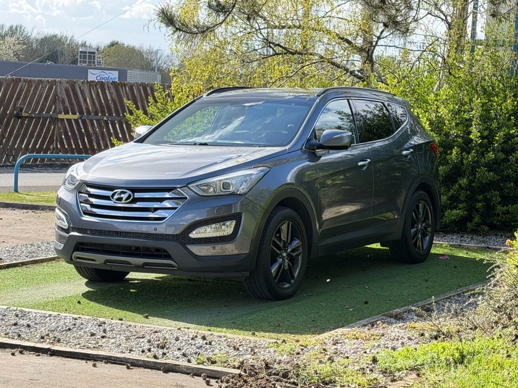 USED 2013 63 HYUNDAI SANTA FE 2.2 CRDi Premium SE SUV 5dr Diesel Manual 4WD Euro 5 (7 seat) (194 bhp) HUGE SPEC WITH SEVEN SEATS AND PAN ROOF SAT NAV AND FANTASTIC SERVICE HISTORY