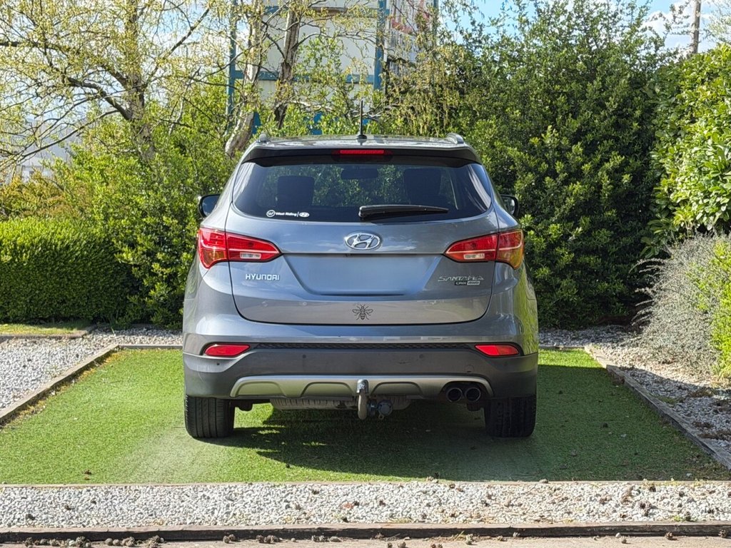 USED 2013 63 HYUNDAI SANTA FE 2.2 CRDi Premium SE SUV 5dr Diesel Manual 4WD Euro 5 (7 seat) (194 bhp) HUGE SPEC WITH SEVEN SEATS AND PAN ROOF SAT NAV AND FANTASTIC SERVICE HISTORY