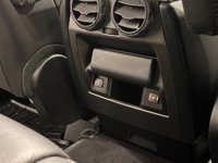 USED 2015 65 LAND ROVER DISCOVERY 4 3.0 SD V6 HSE SUV 5dr Diesel Auto 4WD Euro 6 (s/s) (256 bhp) 