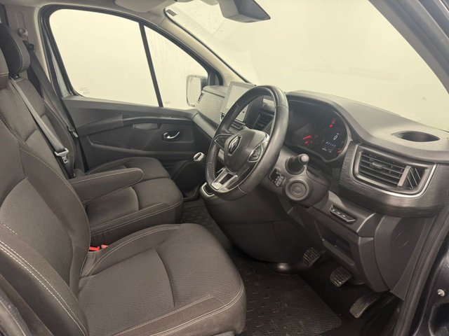 2024 Renault Trafic 2L Extra Sport 3dr - Photo 4