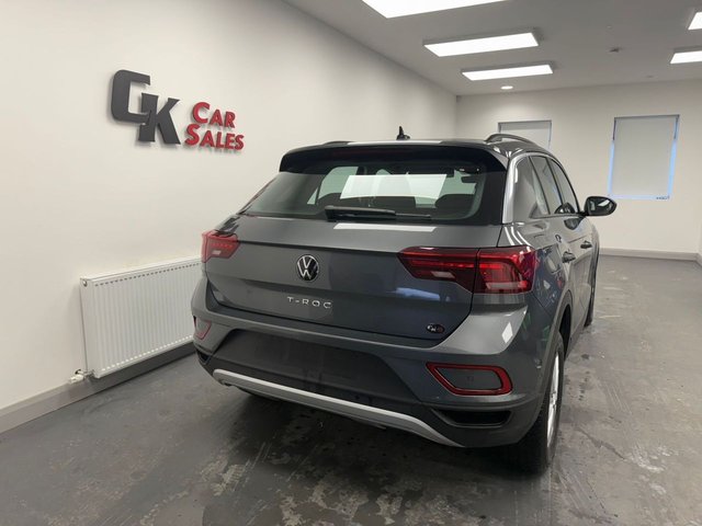2024 Volkswagen T-Roc 1.5L Life 5dr - Photo 4