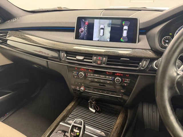 2024 Volkswagen T-Roc 1.5L Life 5dr - Photo 7