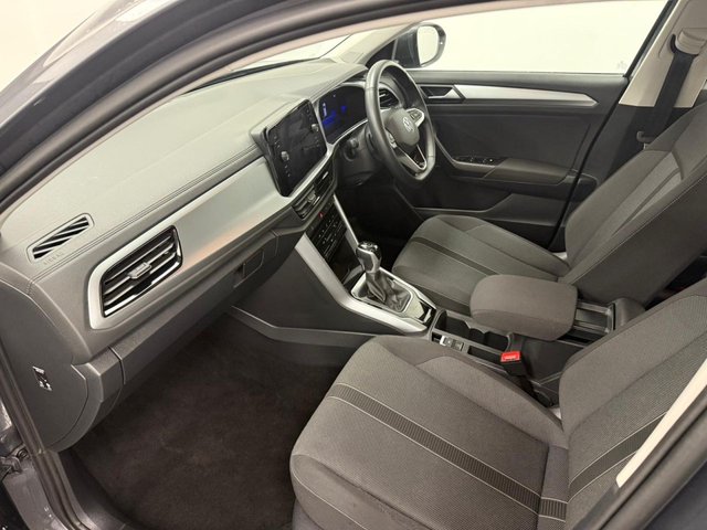 2024 Volkswagen T-Roc 1.5L Life 5dr - Photo 9
