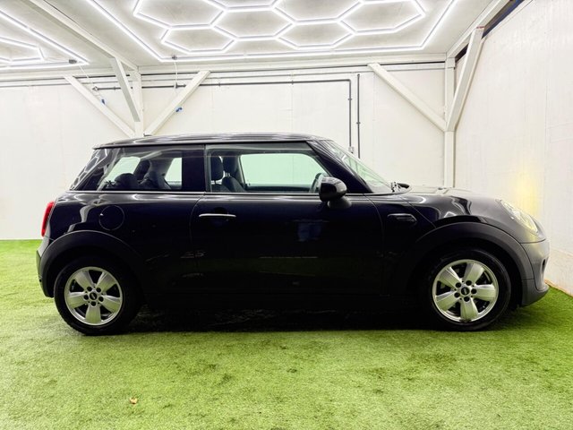 2018 MINI HATCH 2018 1.5 Cooper Classic Euro 6 (s/s) 3dr - Photo 5