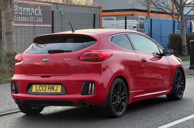 2013 Kia Proceed - Photo 3