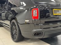 USED 2022 22 ROLLS-ROYCE CULLINAN 6.75 V12 BLACK BADGE SUV 5DR PETROL AUTO 4WD EURO 6 (600 PS) FRRSH/MEGA SPEC/24' VOSSEN