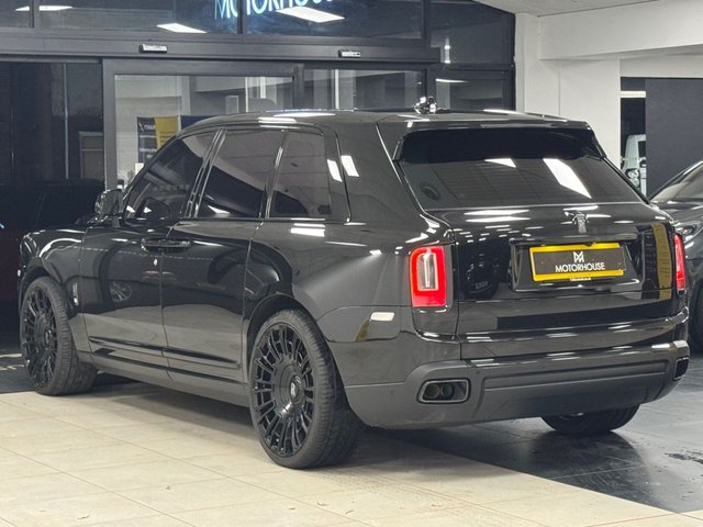 View our ROLLS-ROYCE CULLINAN