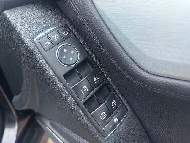 2008 Mercedes-Benz C Class - Photo 12