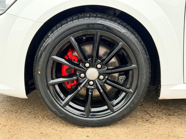 2018 Audi TT 1.8L Sport 3dr - Photo 4