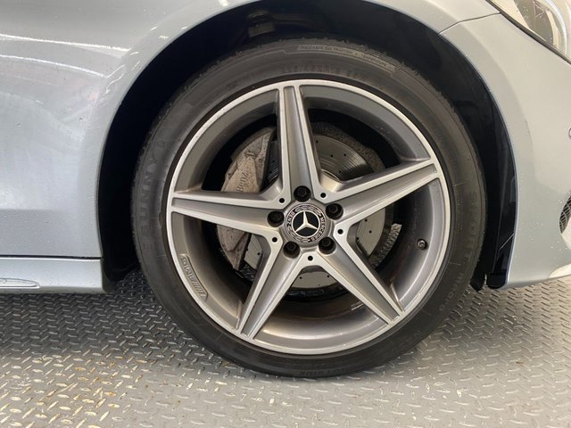 2017 Mercedes-Benz C-Class 2L Amg Line 4dr - Photo 9