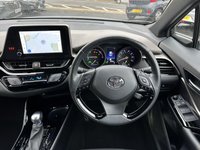 USED 2022 72 TOYOTA C-HR 1.8 VVT-h GPF Excel SUV 5dr Petrol Hybrid CVT Euro 6 (s/s) (122 ps) ** RAC BUYSURE INSPECTED **