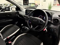 USED 2022 22 HYUNDAI I10 1.0 SE Connect Hatchback 5dr Petrol Manual Euro 6 (s/s) (67 ps) WIRELESS CAR PLAY+ REAR CAMERA