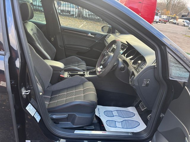 2016 VOLKSWAGEN GOLF 2016 GTI CLUBSPORT EDITION 40 DSG - Photo 9