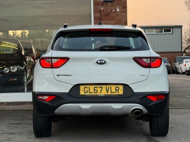 2018 KIA STONIC - Photo 8