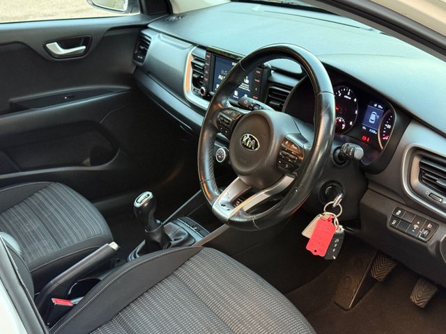 2018 KIA STONIC - Photo 10