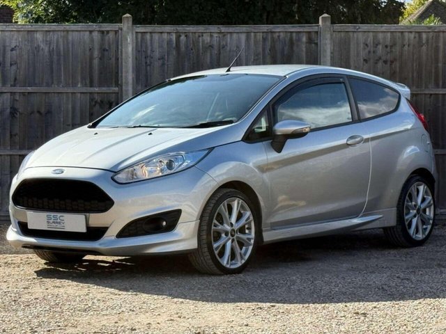 2013 Ford Fiesta - Photo 2