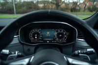 USED 2022 22 JAGUAR F-PACE 5.0 P550 V8 SVR Quickshift AWD Euro 6 (s/s) 5dr Pan Roof|FJSH