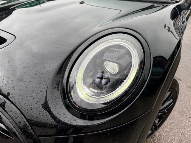 2022 MINI Electric Hatch - Photo 11