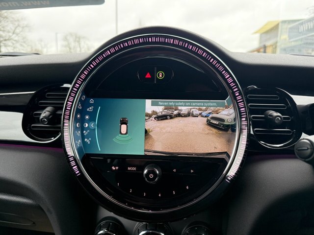 2022 MINI Electric Hatch - Photo 7