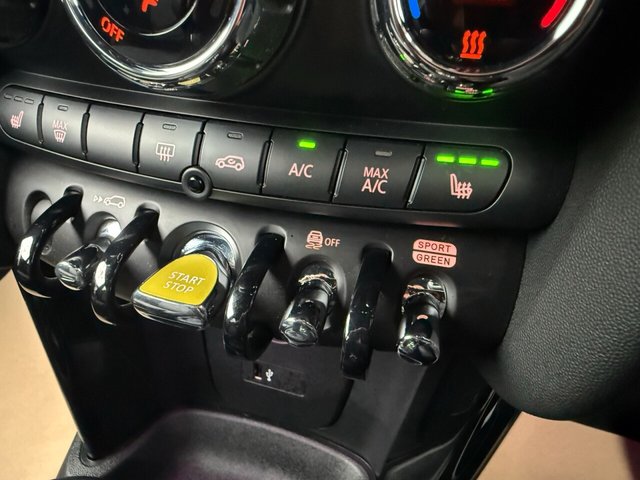 2022 MINI Electric Hatch - Photo 8