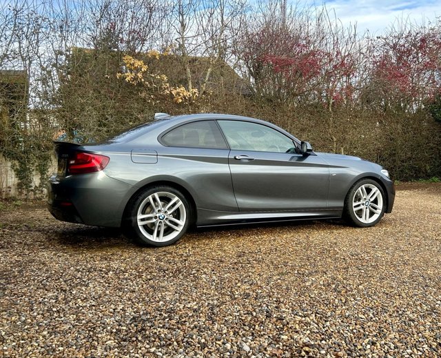 View our BMW 6 SERIES